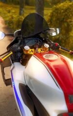 Full Bubble Visor Windshield Wind Deflector Indonesian Type for Yamaha R15 V4 & R15 M (Smoke Black)